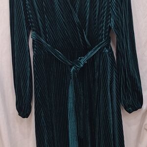 Elegant Teal Velvet Dress